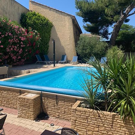 Hotel La Bastide D'Entraigues מראה חיצוני תמונה