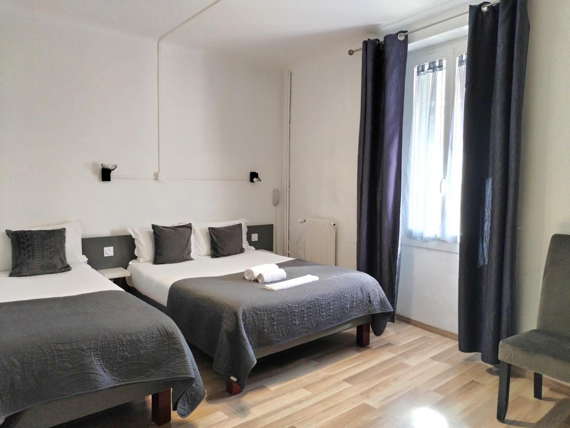 Hotel La Bastide D'Entraigues מראה חיצוני תמונה